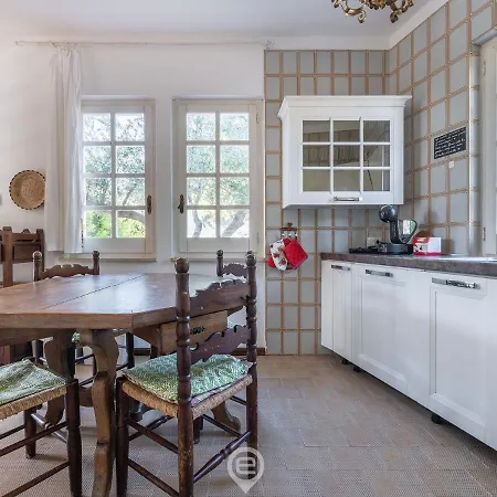 Beachside Casa Lucia Holiday home